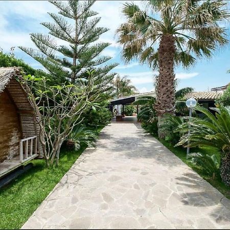 Rumah Saya Campofelice Di Roccella Buitenkant foto